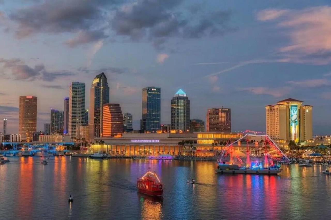 Sunset Paradise - Find Yourself In Tampa Buitenkant foto
